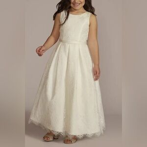 DB Studio Lace and Satin Ball Gown Flower Girl/Christmas Dress size 4.